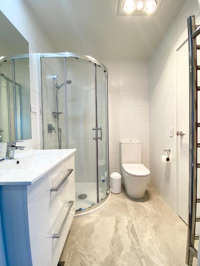 Apartamento Stunning Townhouse - Walking To Botany Shopping Center Auckland Exterior foto